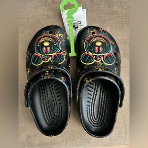 Disney Parks crocs Halloween edition